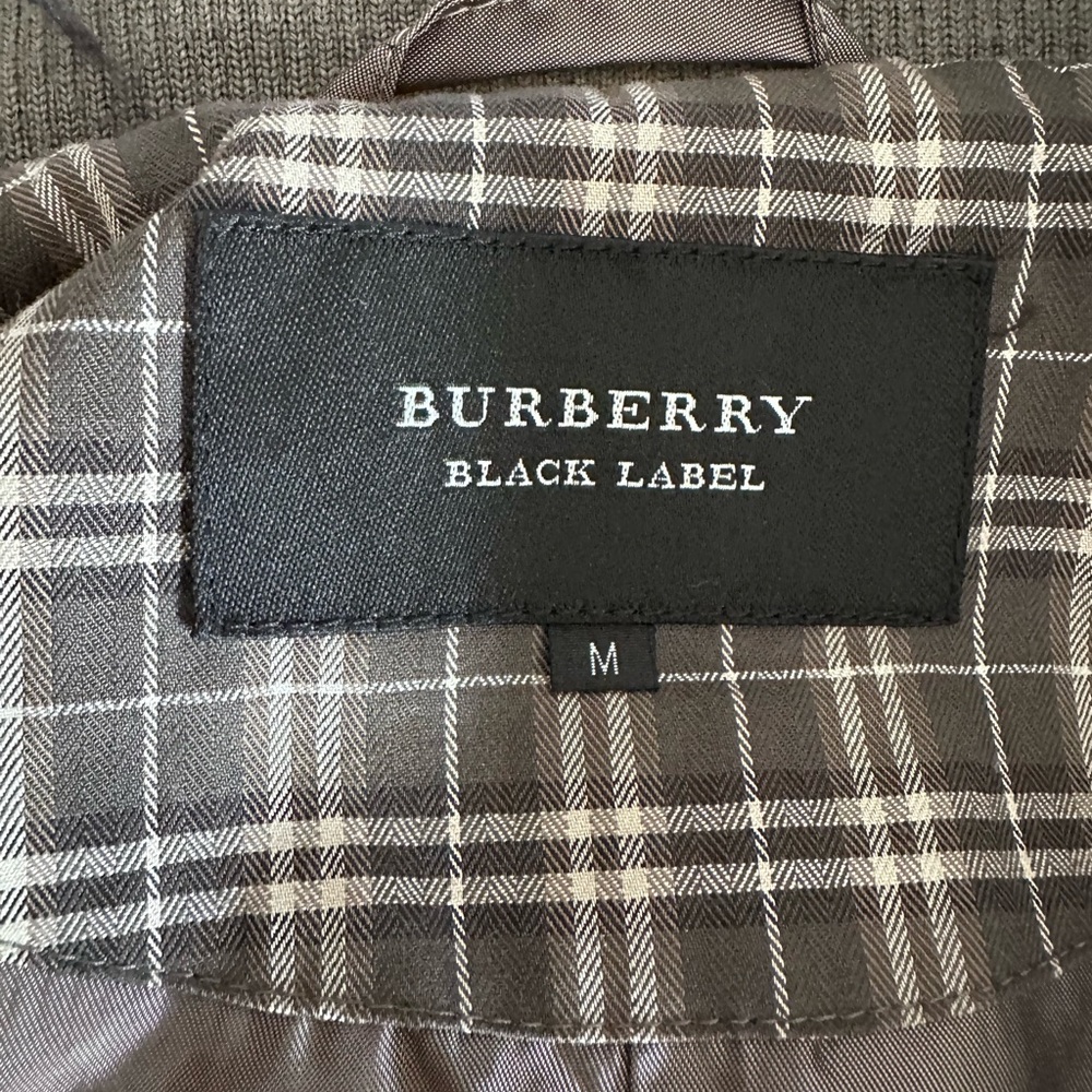 Burberry Black Label Quilted Bomber Jacket Size M Taupe Nylon Japan Exclusive - Picture 13 of 16